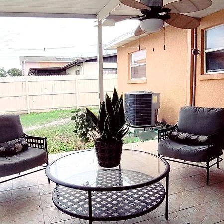 House Close To Downtown, Airport, Raymond James Stadium, And Many More Places Tampa Ngoại thất bức ảnh