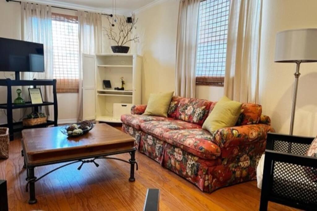 House Close To Downtown, Airport, Raymond James Stadium, And Many More Places Tampa Ngoại thất bức ảnh