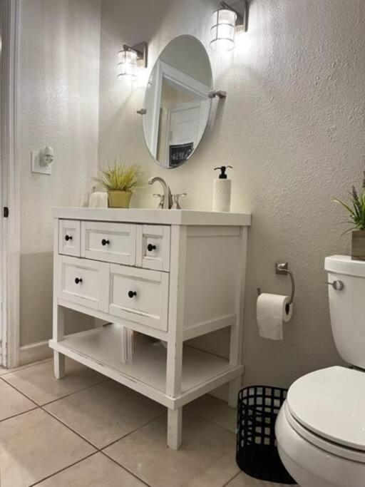 House Close To Downtown, Airport, Raymond James Stadium, And Many More Places Tampa Ngoại thất bức ảnh